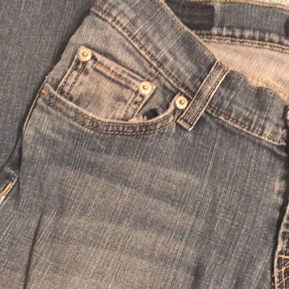 ❤️(7)Ladies Levi’s 528 Curvey cut jeans in wonderful condition. Size 5 medium - Picture 9 of 11